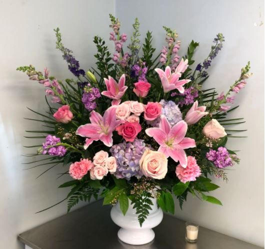 Funeral & sympathy flower delivery